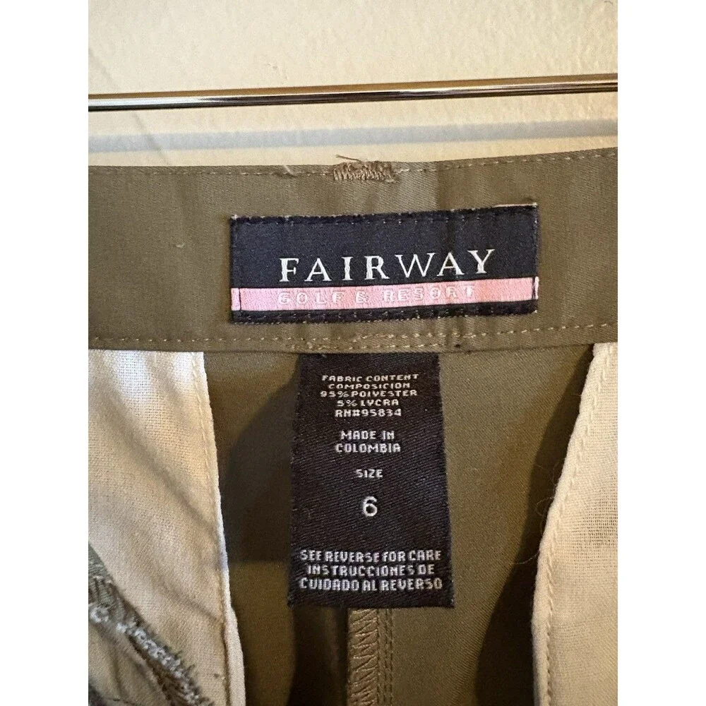 Fairway Golf & Resort Bermuda Flat Front Golf Shorts, Women SZ 6 Khaki Green‎